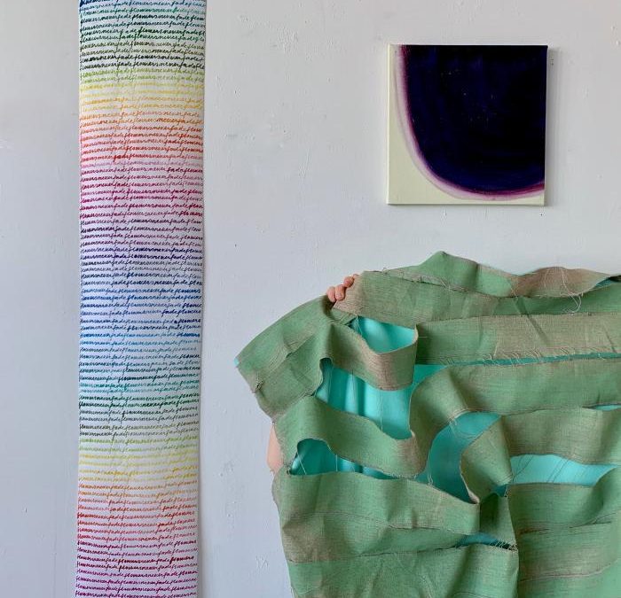 Paratiisi puree on kolmen kuvataiteilijan; Siiri Pohjolaisen, Taira Tigerin ja Rose-Mari Torpon yhteisnäyttely.